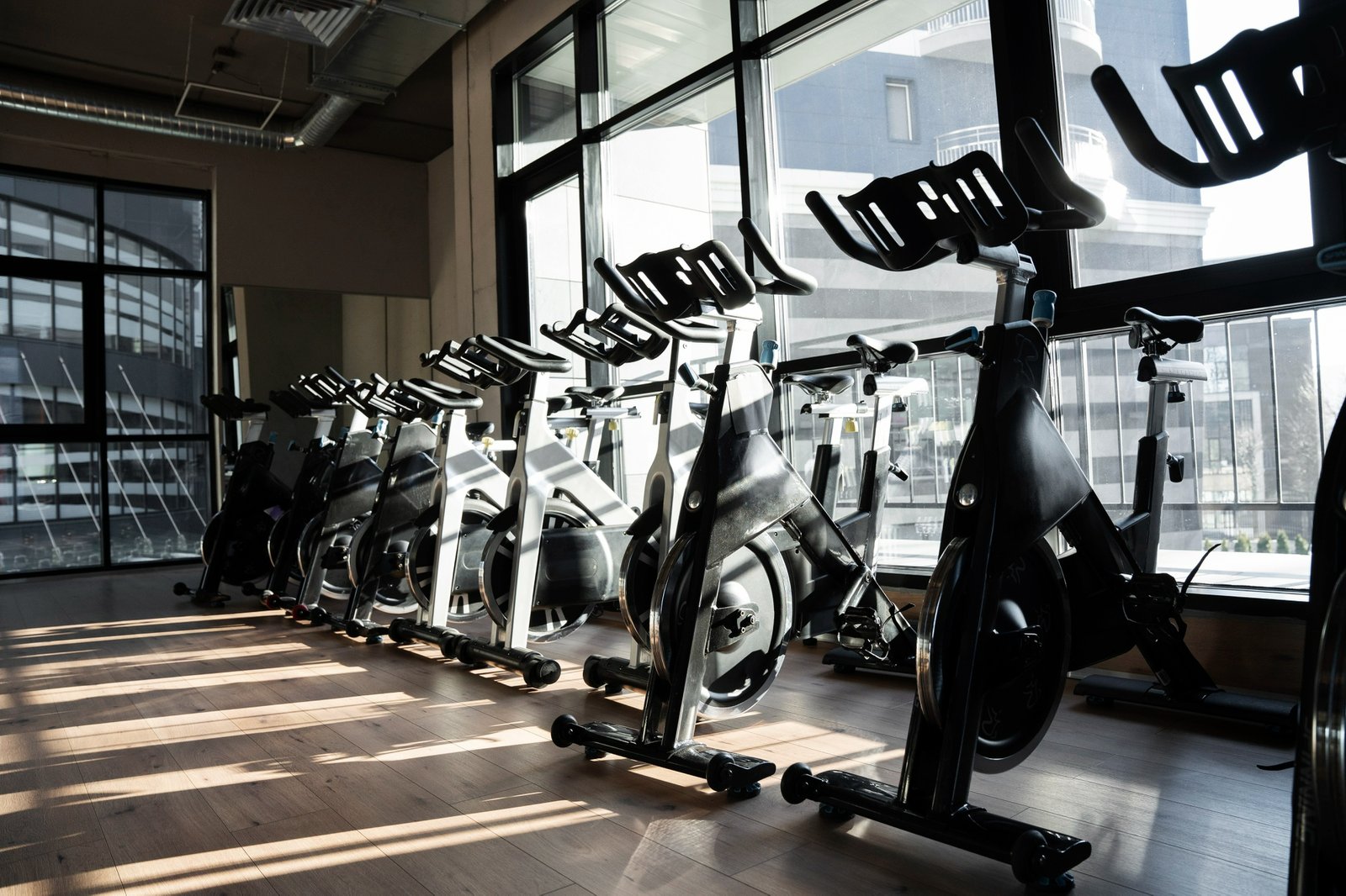 Clubhouse, Gym & Sports Facilities